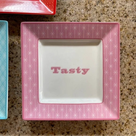 Martha Stewart collection set of 3 appetizer plates yum, tasty, sweet - Picture 4 of 6